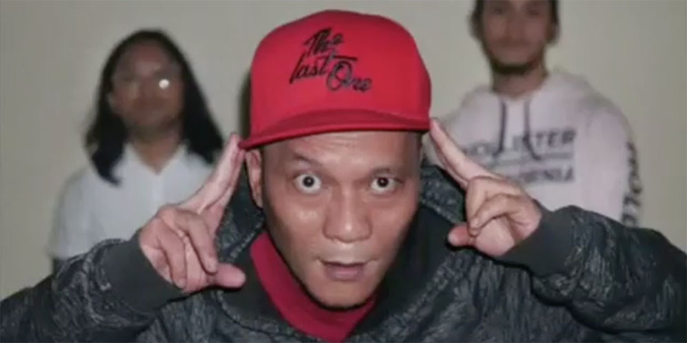 Pesan Lugas dan Tegas 'Sans' dari Iwa K